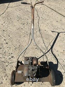 Vintage Wards Master Quality Power Lawn Reel Mower 5S Briggs and Stratton