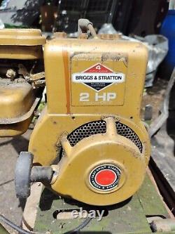 Webb AB1474 cylinder mower Briggs And Stratton engine