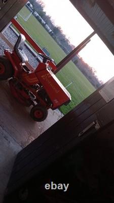 Westwood Mower T1200 Briggs and Stratton 12hp Tractor Unit Only Spares Or Repair