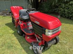 Westwood S130 Ride-On Mower. Briggs & Stratton 13.5 HP, 32 Cutting Deck