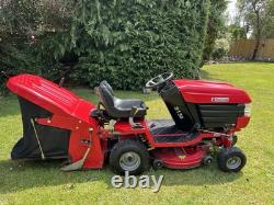 Westwood S130 Ride-On Mower. Briggs & Stratton 13.5 HP, 32 Cutting Deck
