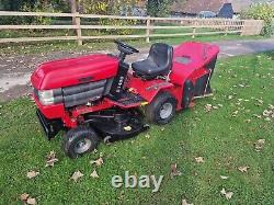 Westwood S1400 Ride On Mower 14HP Briggs And Stratton Engine