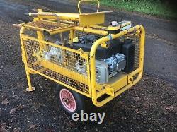 Winch petrol Briggs and Stratton engine, underground cable pulling telecommu