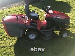 Xt190hd castle garden ride on mower briggs and stratton engine over £3000 new